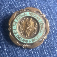 VINTAGE HOSPITAL ENAMEL BADGE I Mackey NURSING Council Fattorini 