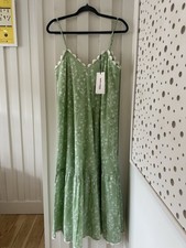 Juliet Dunn Green V Neck Midi