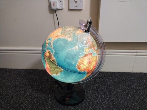 Illuminated world globe 25cm - illuminated,