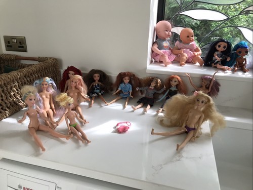 Bundle dolls including - bundle, of