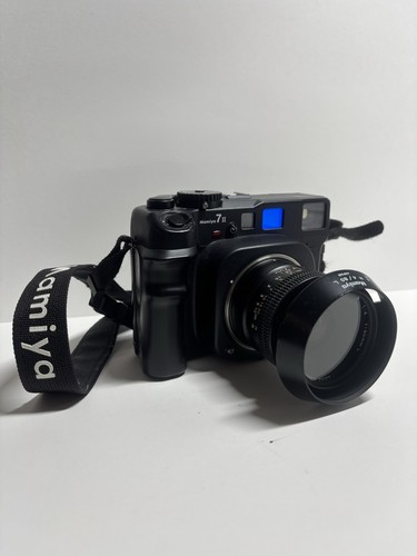 Near mint case mamiya - mint,