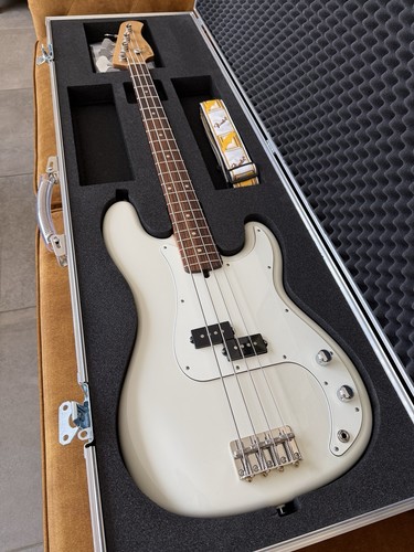 Suhr precision classic - suhr, (