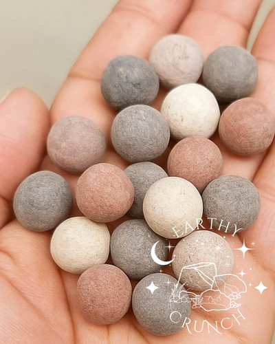 Mixed clay gems - mixed,