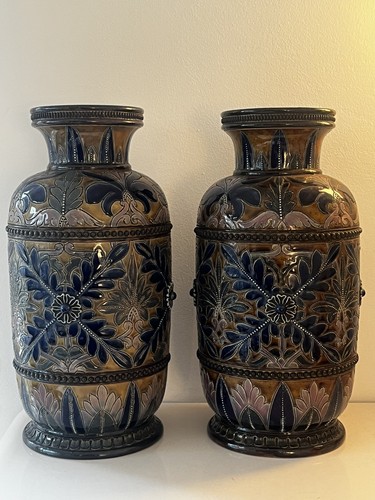 Pair royal doulton 1878 - pair,