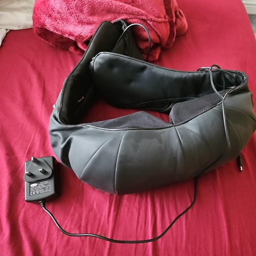 Shiatsu neck shoulder back - neck,
