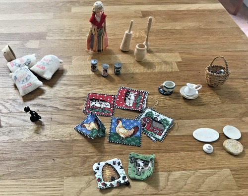 Dolls house miniatures rare - dolls,