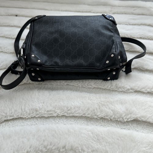 Gucci hand bag black - gucci,