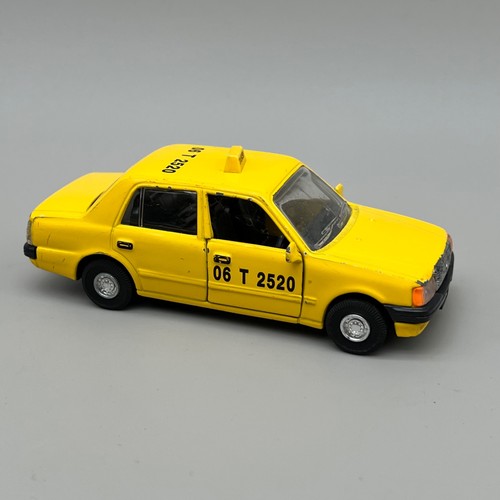 Carven toyota crown comfort - carven,