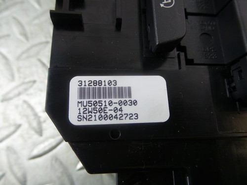 2013 volvo v40 sat nav - ,