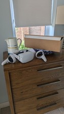 Oculus Meta Quest 2 VR Headset