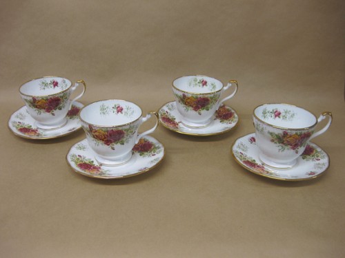Vintage queen rosina - vintage, queen's