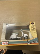 Maisto Model Vespa 160GS 1962