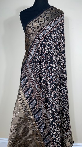 Black hand blocked ajrakh - black,