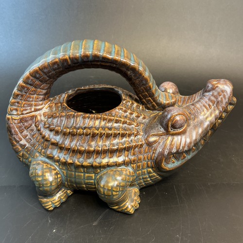 Vtg alligator stoneware - vtg,