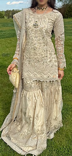 Stunning asian pakistani - stunning,