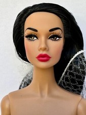 INTEGRITY TOYS FASHION ROYALTY