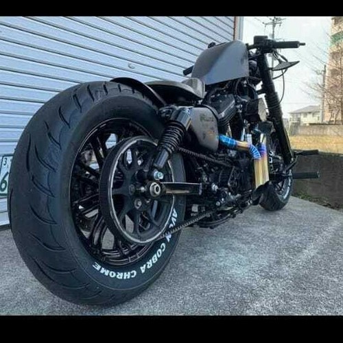 Custom exhaust flying - , v