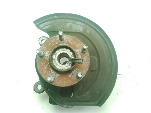 Front left wheel hub - front,