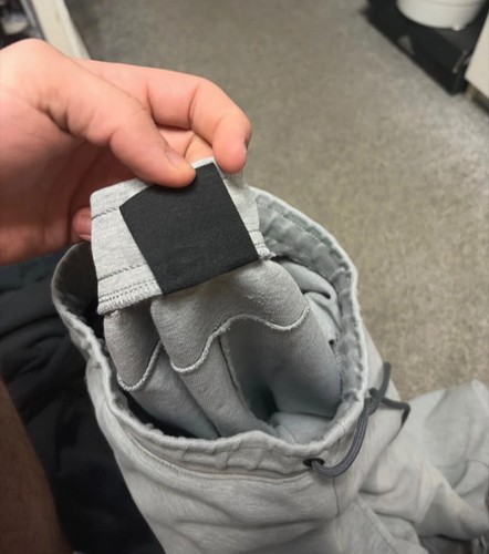 Old season nike - tech, fleece