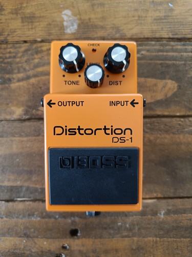 Boss distortion guitar - boss, ds-1