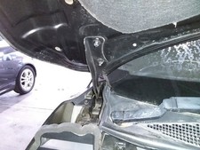 BONNET HINGE RH NISSAN QASHQAI