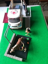 Schleich vet van & horse shower,in good condition.