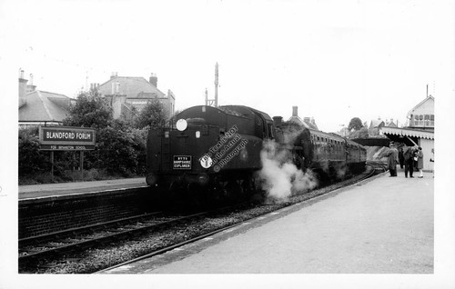 Blandford forum train - train, station
