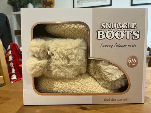 Snuggle boots luxury - boots,