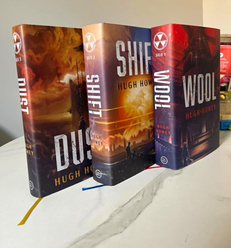 Hugh howey silo trilogy - howey, signed