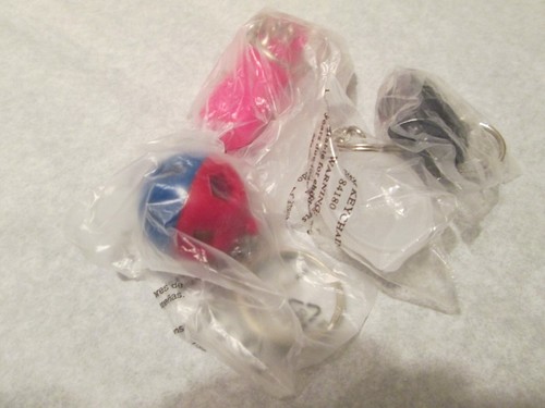 Tupperware keychains lot 4 - keychains, /4