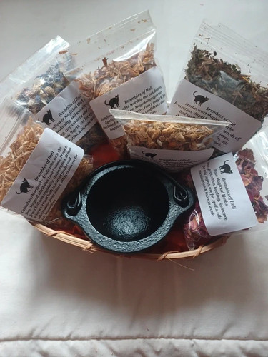 Cauldron cast iron herb - , &