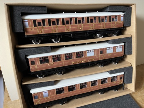 Darstaed coach set lner - set, b