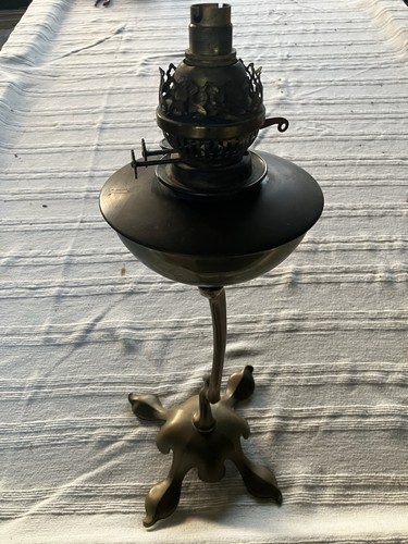Art nouveau brass oil lamp - brass,