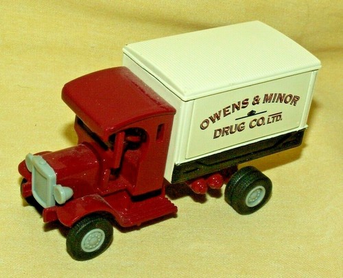 Delivery truck golden wheel - truck,