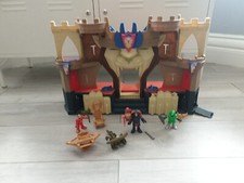 Imaginext lions den castle - lions,