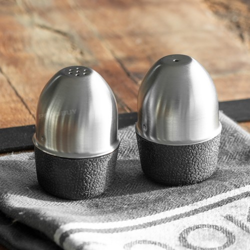 Small salt pepper pots with - small,