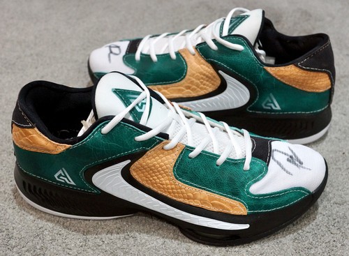 Giannis antetokounmpo signed - giannis,
