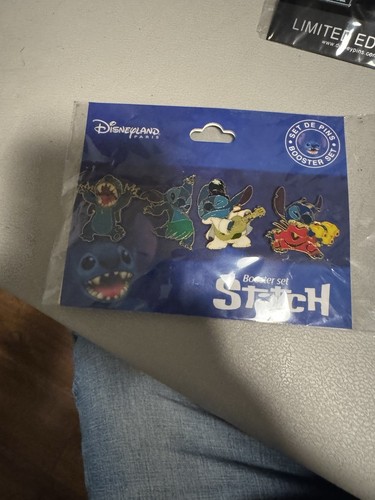 Stitch booster pin set - pin,