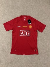 Retro Manchester United Shirt