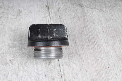 Oil filler neck clutch - filler,