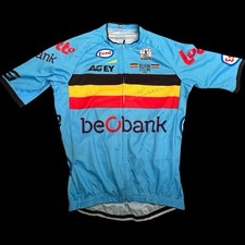 Hand signed wout van aert - wout,