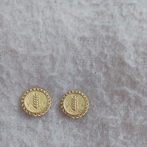 Authentic chanel vintage - chanel,