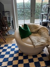 Urban Outfitters boucle swivel