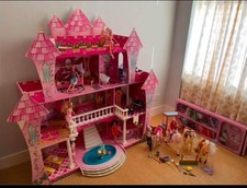 Wooden Barbie/Dollhouse,KidKraft+ dolls+furniture+horses(move and sound)+clothes
