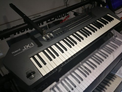 Roland classic 90 s - jx,