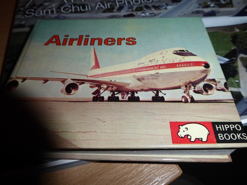 Airliners hippo books - airliners,