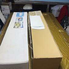 Dean’s Marine 1:100 M.V