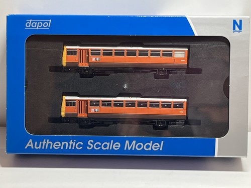 Dapol class 142 pacer dmu - dapol,