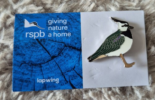 Rspb bird pin badge lapwing - pin,