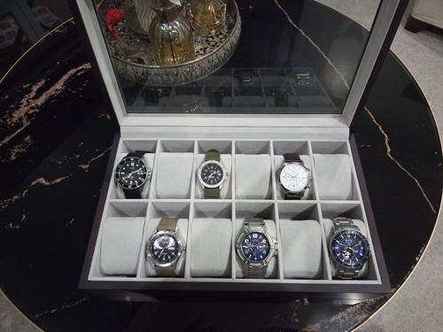 Watch storage box casio - 12,
